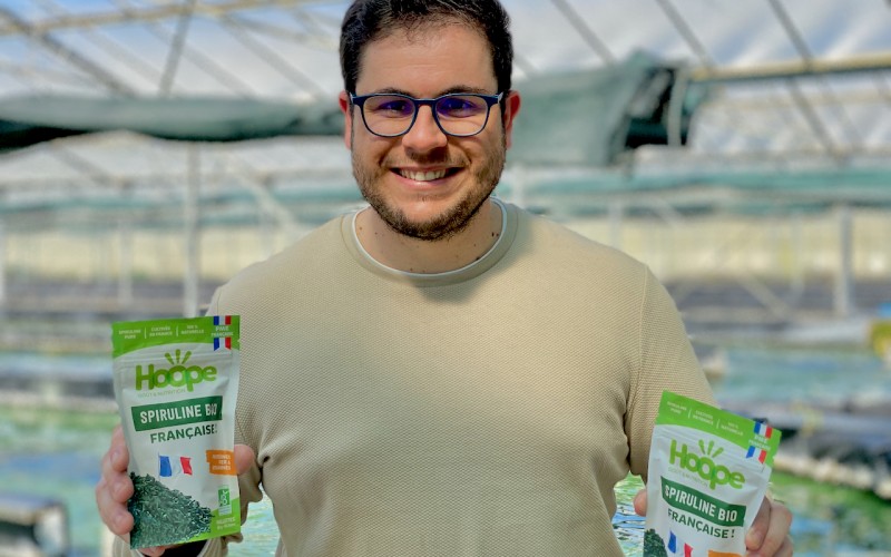 Hoope opte pour notre spiruline par ses sachets Hoope opte pour notre spiruline par ses sachets